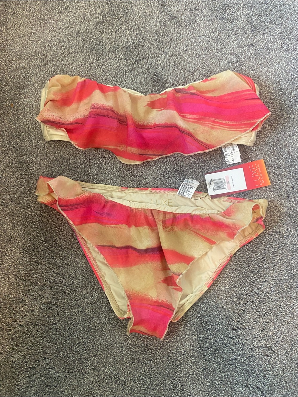 NWT! Luxe strapless ruffled bikini Sz 10